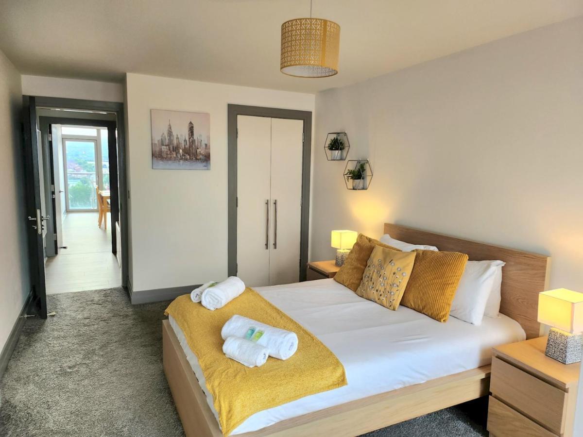 Apartamento Pass The Keys Stunning Penthouse With Balcony Sunset Views Belfast Exterior foto