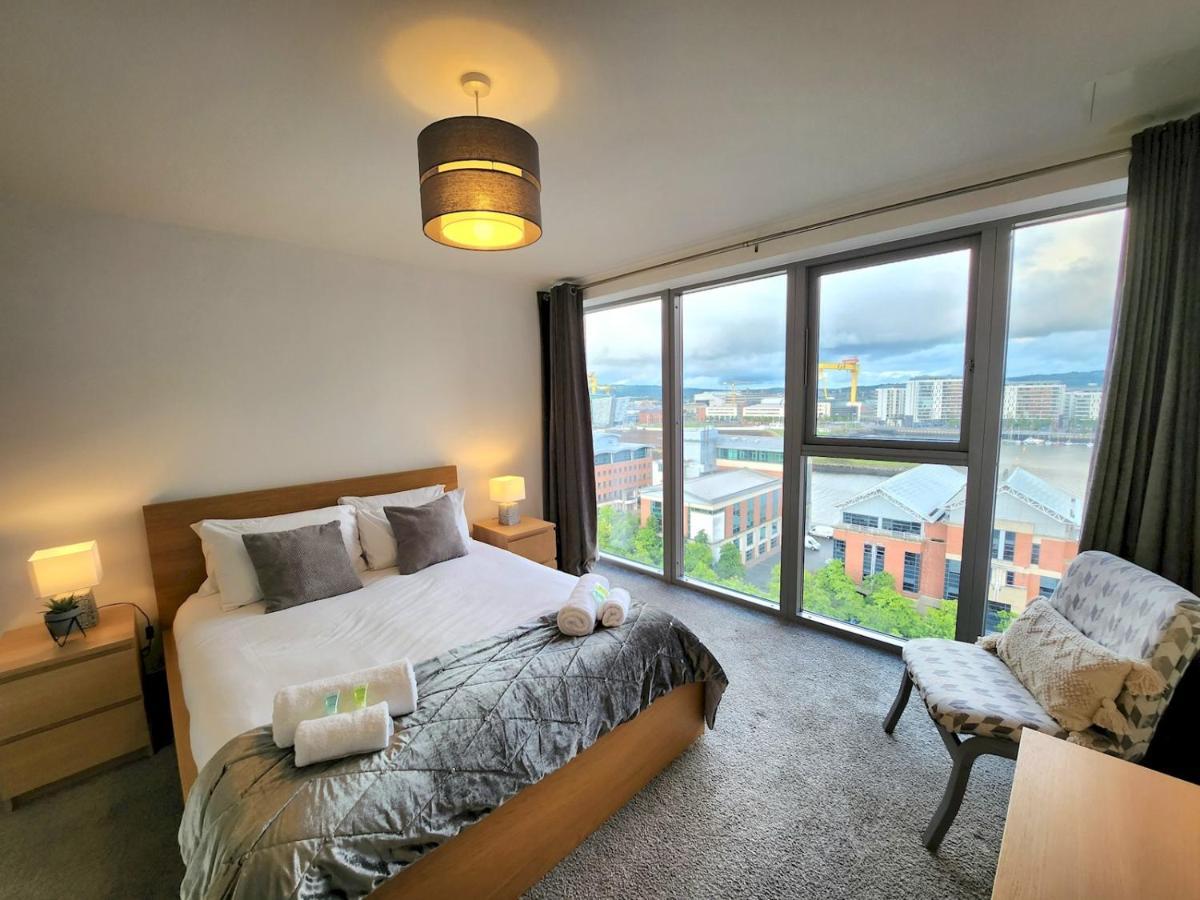 Apartamento Pass The Keys Stunning Penthouse With Balcony Sunset Views Belfast Exterior foto